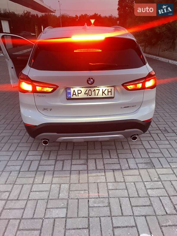 Внедорожник / Кроссовер BMW X1 2019 в Запорожье