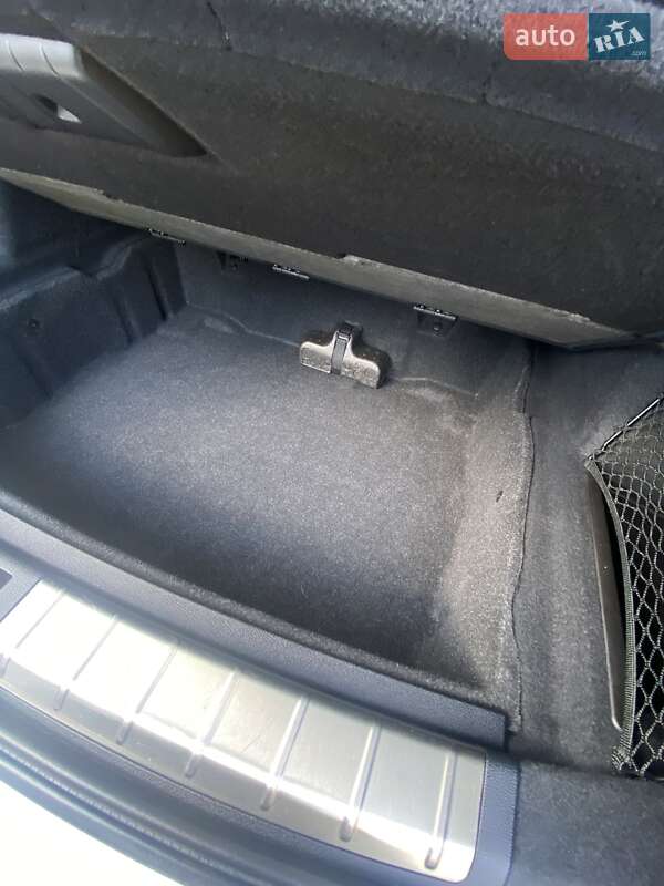 Внедорожник / Кроссовер BMW X1 2019 в Запорожье