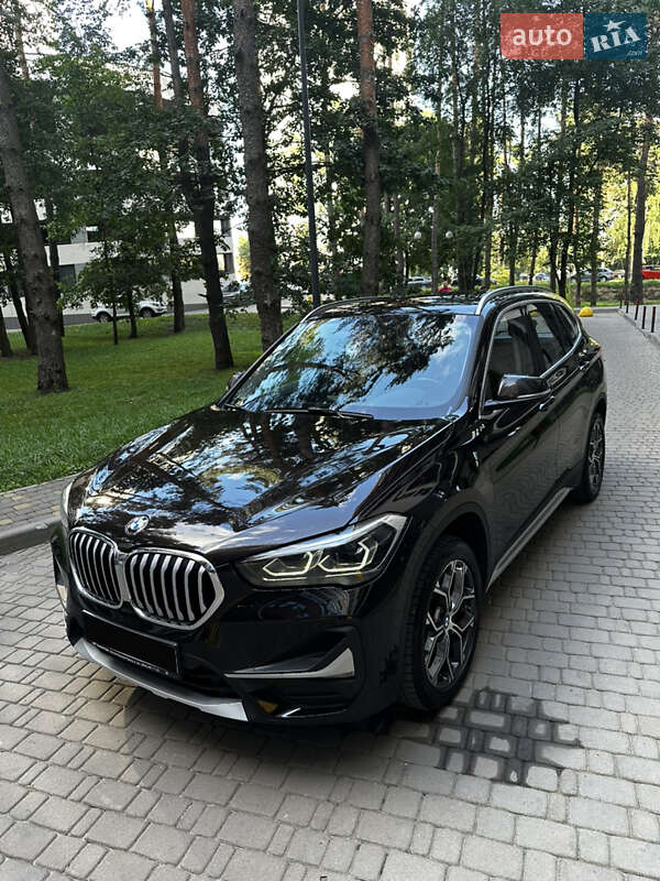 Позашляховик / Кросовер BMW X1 2021 в Броварах