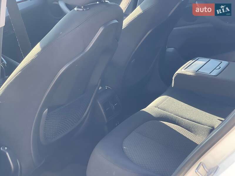 Позашляховик / Кросовер BMW X1 2021 в Ужгороді