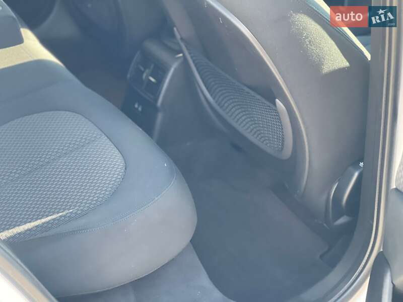 Позашляховик / Кросовер BMW X1 2021 в Ужгороді