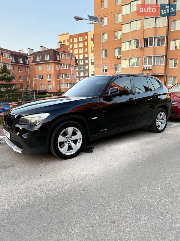 BMW X1 2011