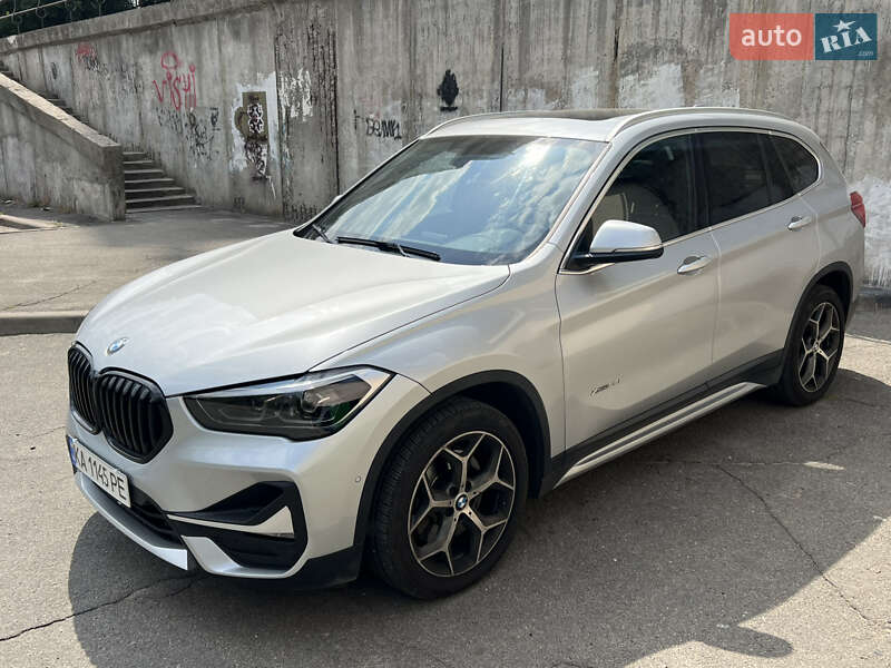 Внедорожник / Кроссовер BMW X1 2017 в Киеве фото 4 Внедорожник / Кроссовер BMW X1 2017 в Киеве
