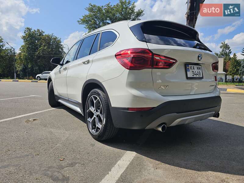 Внедорожник / Кроссовер BMW X1 2018 в Киеве