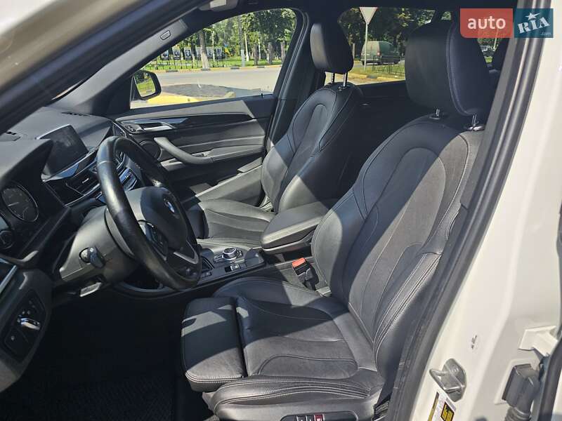 Внедорожник / Кроссовер BMW X1 2018 в Киеве
