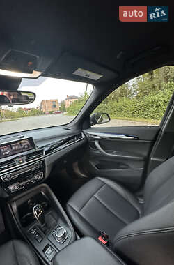 Внедорожник / Кроссовер BMW X1 2019 в Городке