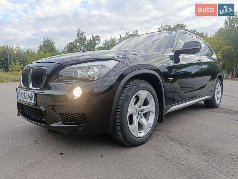 Внедорожник / Кроссовер BMW X1 2011 в Виннице