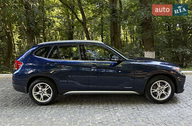 Внедорожник / Кроссовер BMW X1 2014 в 
