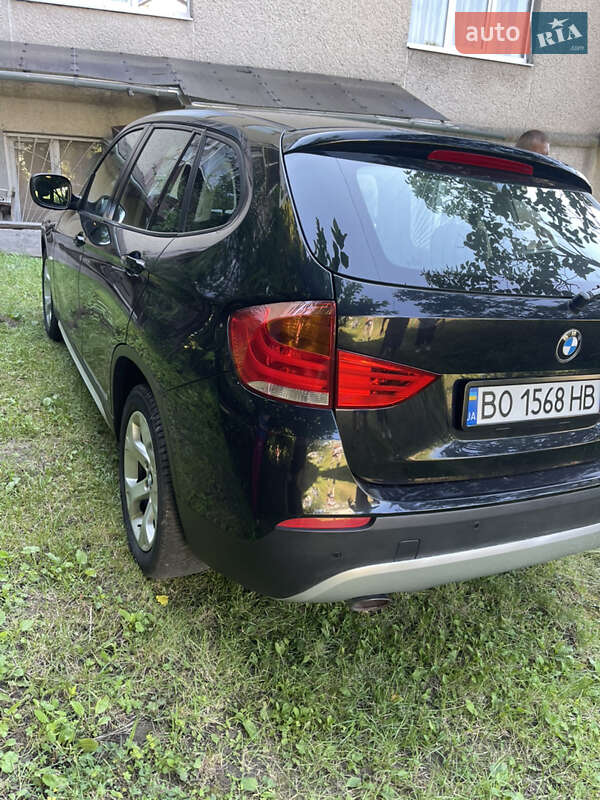 Внедорожник / Кроссовер BMW X1 2011 в Тернополе