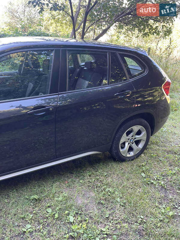 Внедорожник / Кроссовер BMW X1 2011 в Тернополе