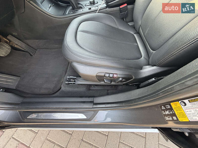 Внедорожник / Кроссовер BMW X1 2017 в Одессе