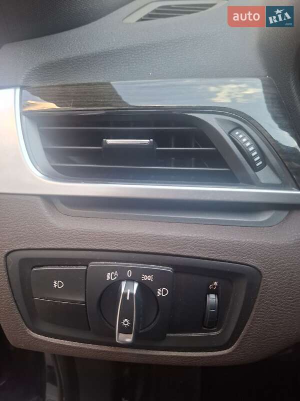 Позашляховик / Кросовер BMW X1 2016 в Києві