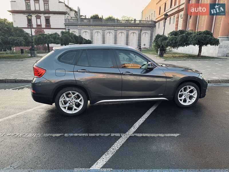 Внедорожник / Кроссовер BMW X1 2013 в Одессе