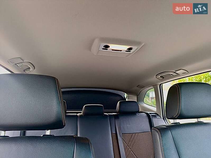 Внедорожник / Кроссовер BMW X1 2015 в Ужгороде