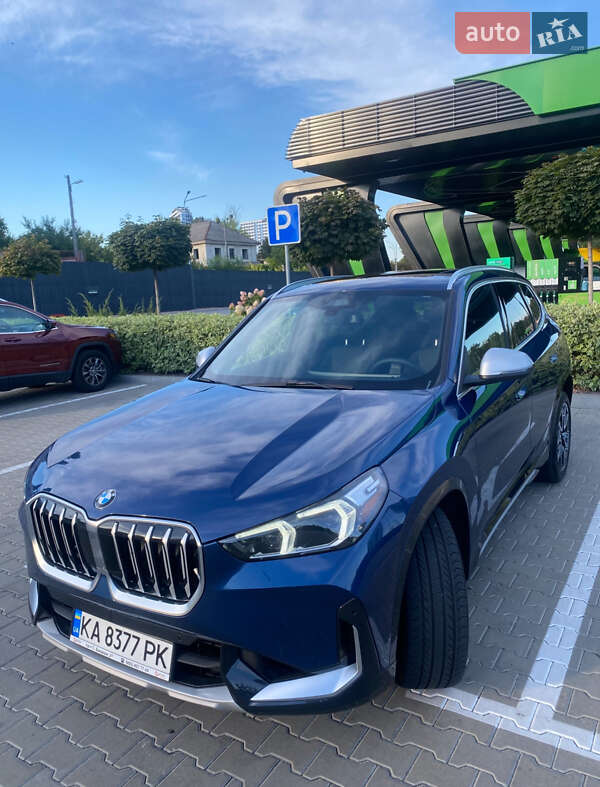 Внедорожник / Кроссовер BMW X1 2024 в Киеве