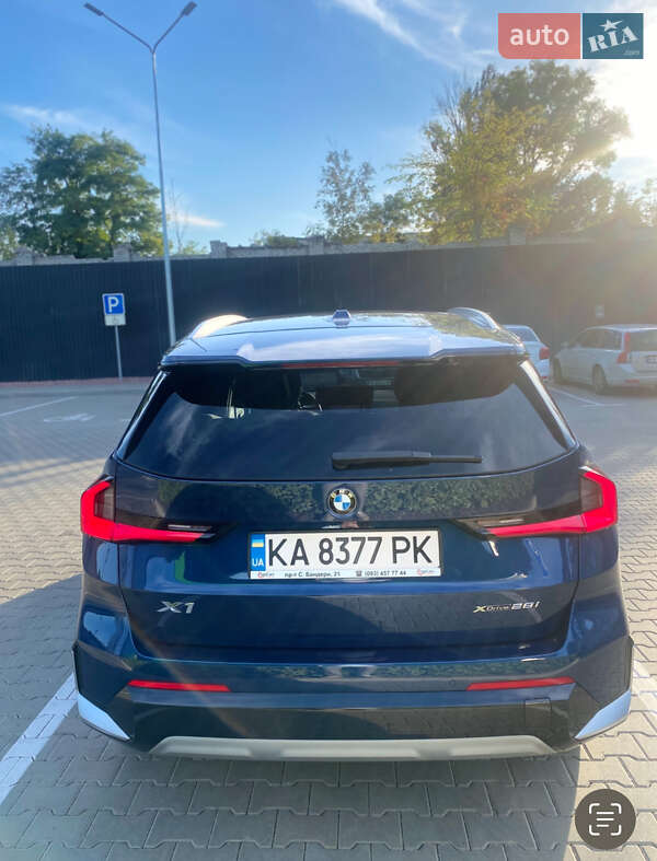 Внедорожник / Кроссовер BMW X1 2024 в Киеве