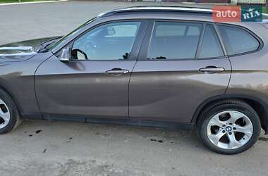 Внедорожник / Кроссовер BMW X1 2012 в Киеве