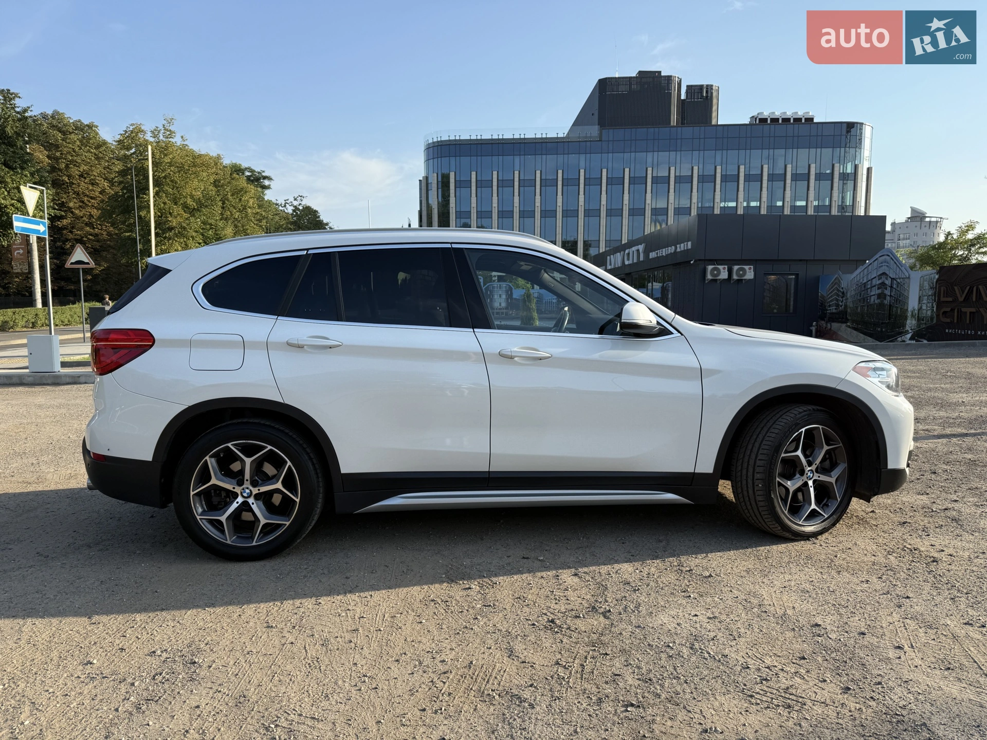 2019 BMW X1 - мініатюра 4
