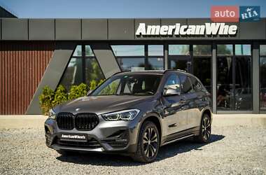 Позашляховик / Кросовер BMW X1 2020 в Чернівцях