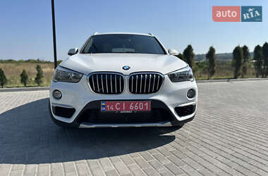 Внедорожник / Кроссовер BMW X1 2017 в Золочеве