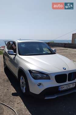 Внедорожник / Кроссовер BMW X1 2011 в Одессе