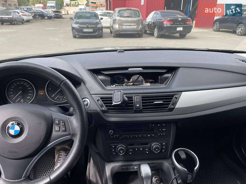Позашляховик / Кросовер BMW X1 2011 в Києві