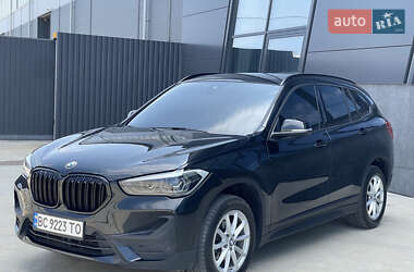 Позашляховик / Кросовер BMW X1 2021 в Львові