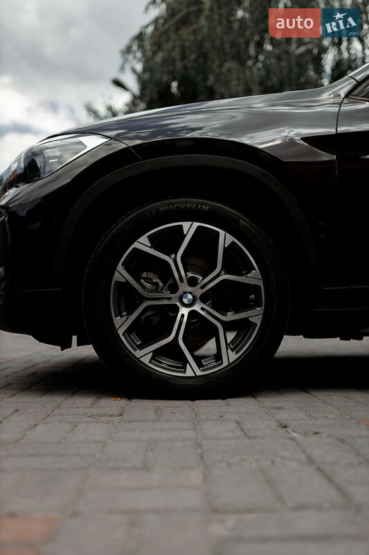 Внедорожник / Кроссовер BMW X1 2022 в Каменском