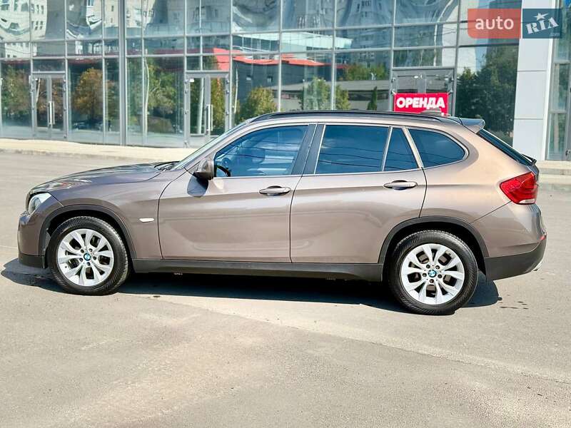 Внедорожник / Кроссовер BMW X1 2011 в Харькове