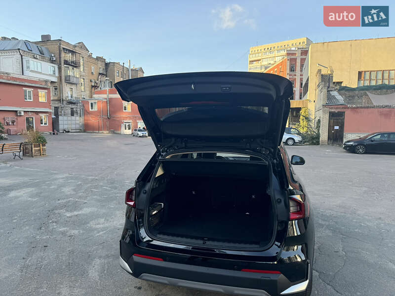 Внедорожник / Кроссовер BMW X1 2023 в Киеве