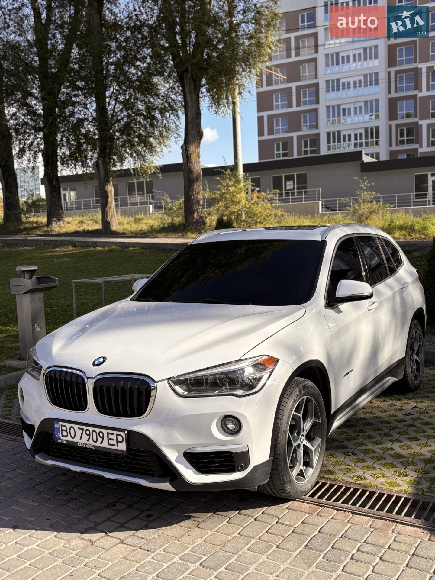 2016 BMW X1 - мініатюра 3