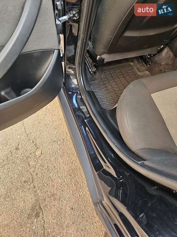 Внедорожник / Кроссовер BMW X1 2012 в Коростене фото 27 Внедорожник / Кроссовер BMW X1 2012 в Коростене