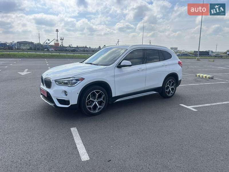 Позашляховик / Кросовер BMW X1 2018 в Львові