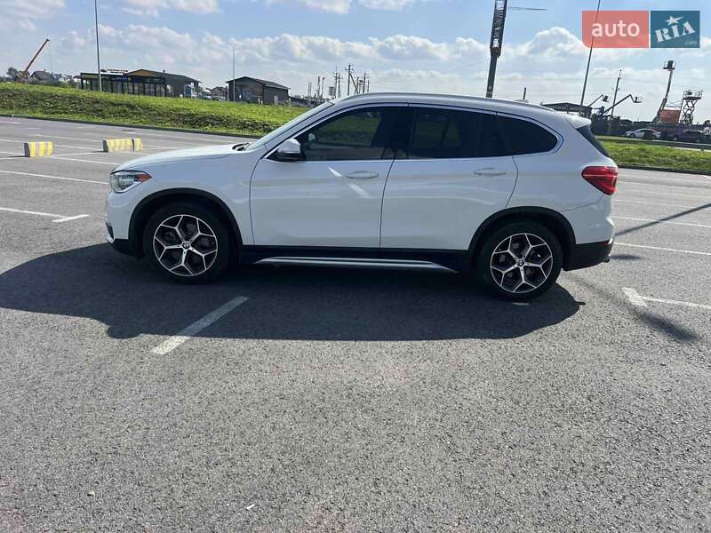 Позашляховик / Кросовер BMW X1 2018 в Львові