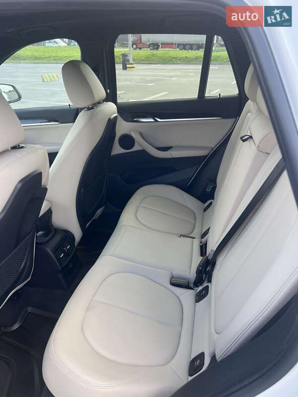 Позашляховик / Кросовер BMW X1 2018 в Львові