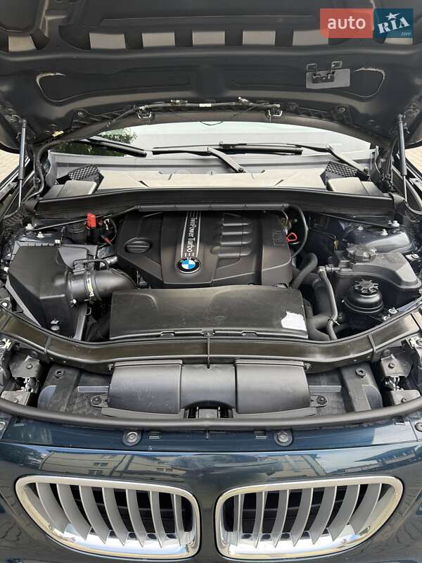 Позашляховик / Кросовер BMW X1 2012 в Чернівцях