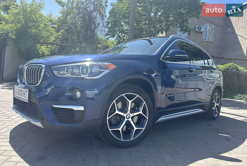 Позашляховик / Кросовер BMW X1 2016 в Києві