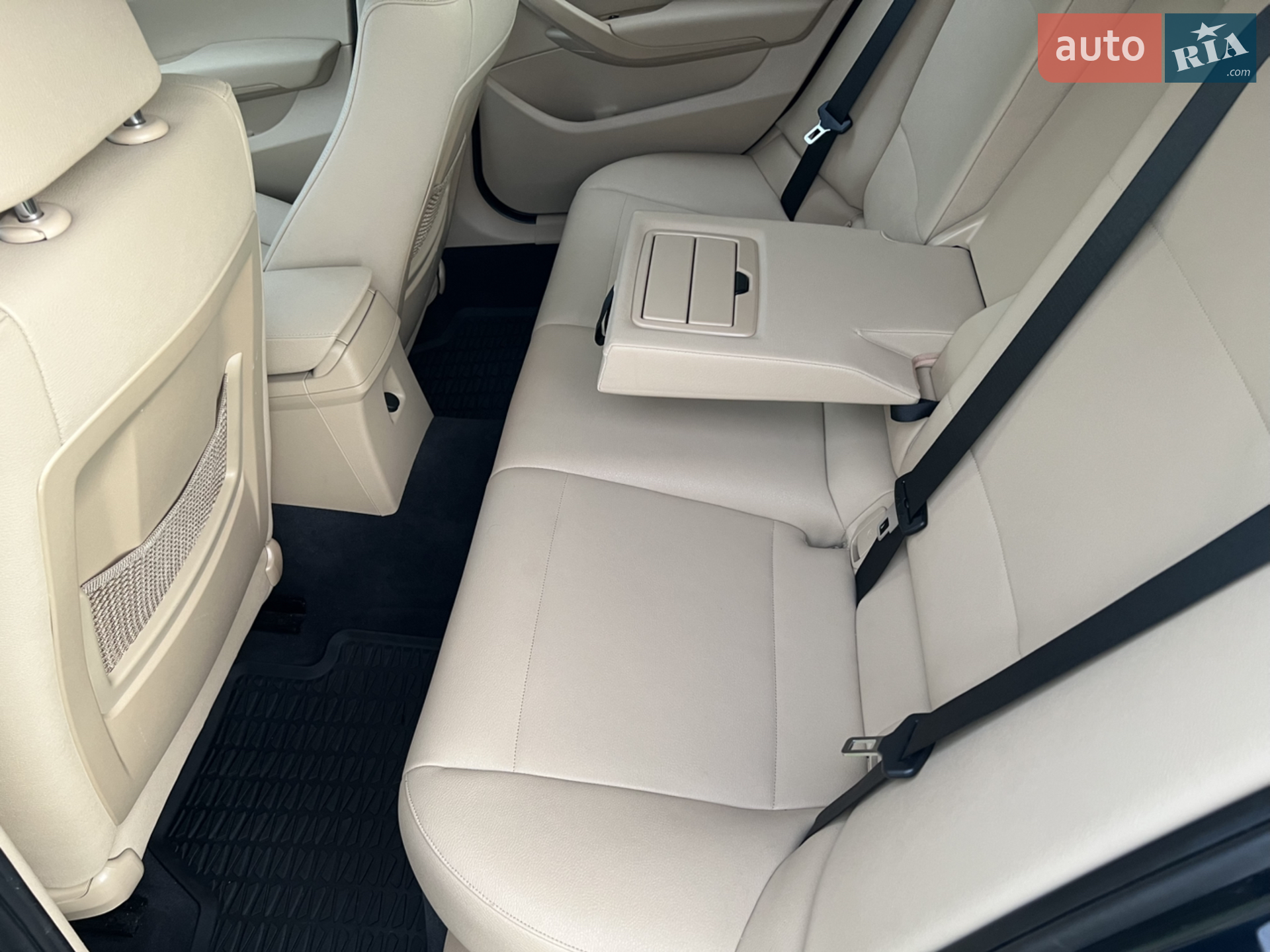 2015 BMW X1 - мініатюра 15