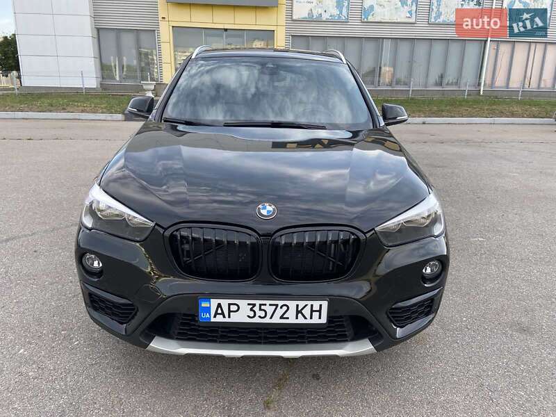 Внедорожник / Кроссовер BMW X1 2019 в Запорожье