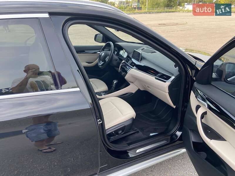 Внедорожник / Кроссовер BMW X1 2019 в Запорожье