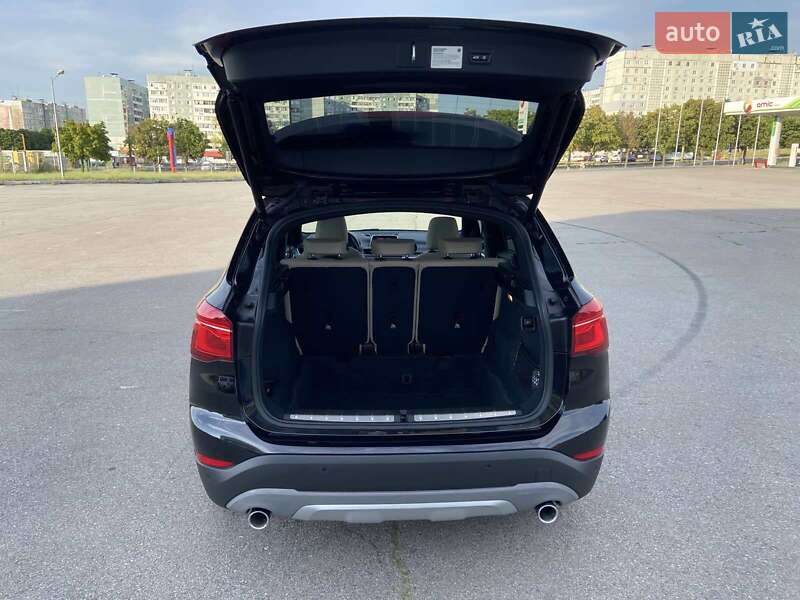 Внедорожник / Кроссовер BMW X1 2019 в Запорожье