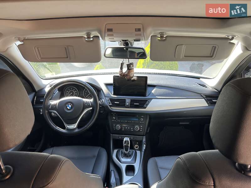 Позашляховик / Кросовер BMW X1 2013 в Полонному