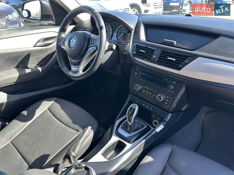 Позашляховик / Кросовер BMW X1 2015 в Івано-Франківську