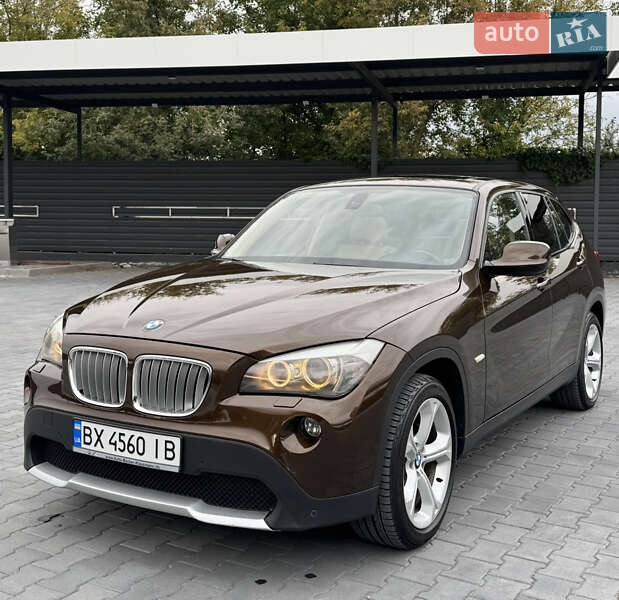 BMW X1 2011