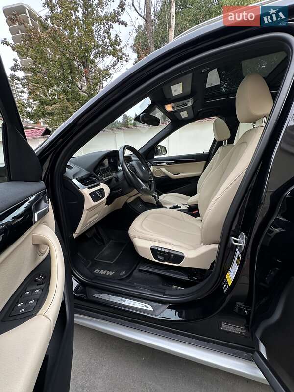 Внедорожник / Кроссовер BMW X1 2017 в Одессе фото 16 Внедорожник / Кроссовер BMW X1 2017 в Одессе