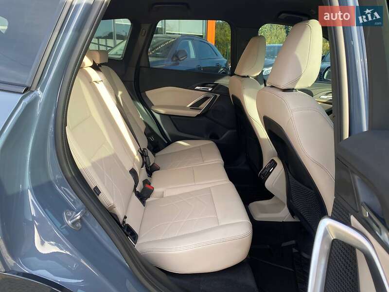 Внедорожник / Кроссовер BMW X1 2024 в Львове