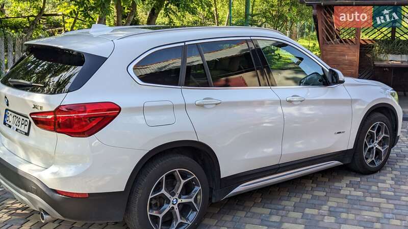 Позашляховик / Кросовер BMW X1 2017 в Львові