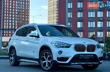 Внедорожник / Кроссовер BMW X1 2016 в Киеве