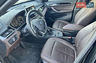 Внедорожник / Кроссовер BMW X1 2020 в 
