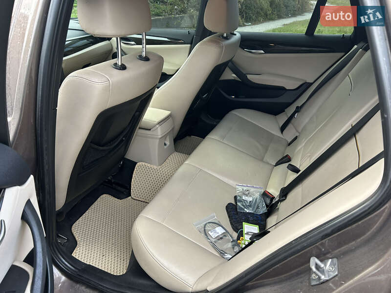 Внедорожник / Кроссовер BMW X1 2010 в Фастове